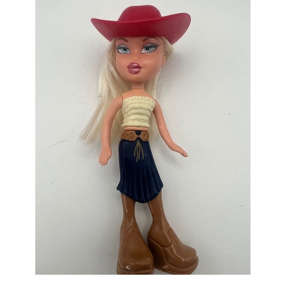 Bratz Other - Bratz McDonald's 5" Chloe 2003 Happy Meal Toy Y2K